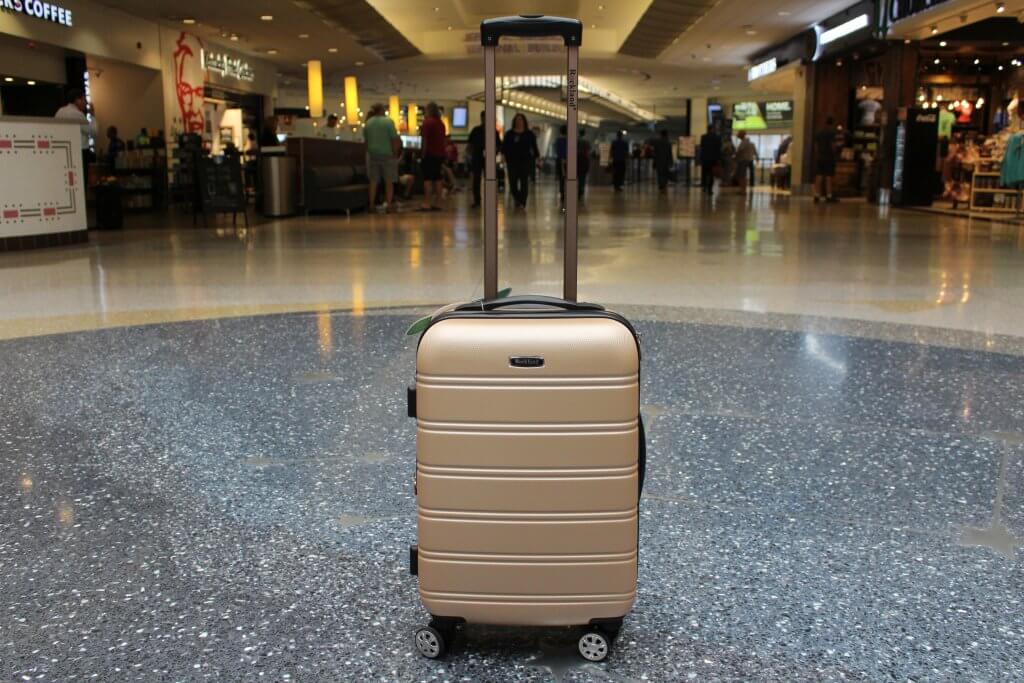 Departing travelers face long lines at Louisville airport